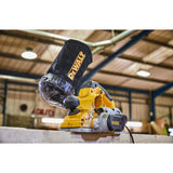 DEWALT Elektrische schaaf D26500K met grote messenas - nauwkeurig schaven ook in hard hout - 82 mm schaafbreedte - 1050 W - elektrische schaaf met draaimes, vouwdiepte- en parallelaanslag, koffer en