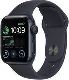 Apple Watch SE (2e gen.) (GPS, 40mm) smartwatch - kast van middernacht aluminium Middernacht sportbandje - Standaardmaat. Conditie en slaap bijhouden, crashdetectie, waterbestendig